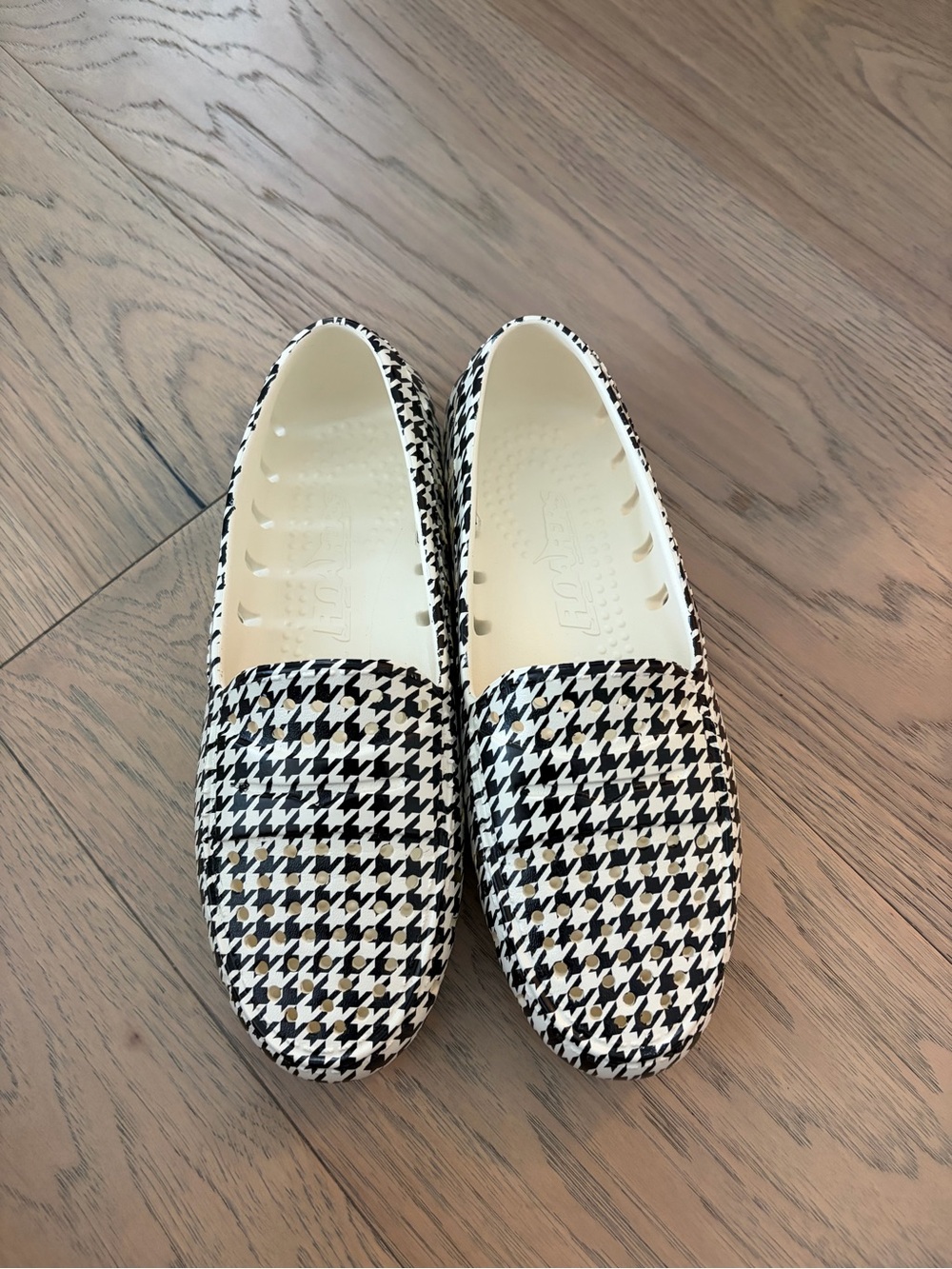 Houndstooth Slip-On Loafers in Black and White